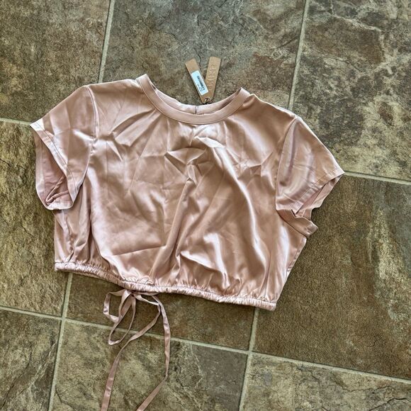 Skims Woven Shine Stretch Satin Crop Top Pink Sand Size Small - Picture 4 of 9
